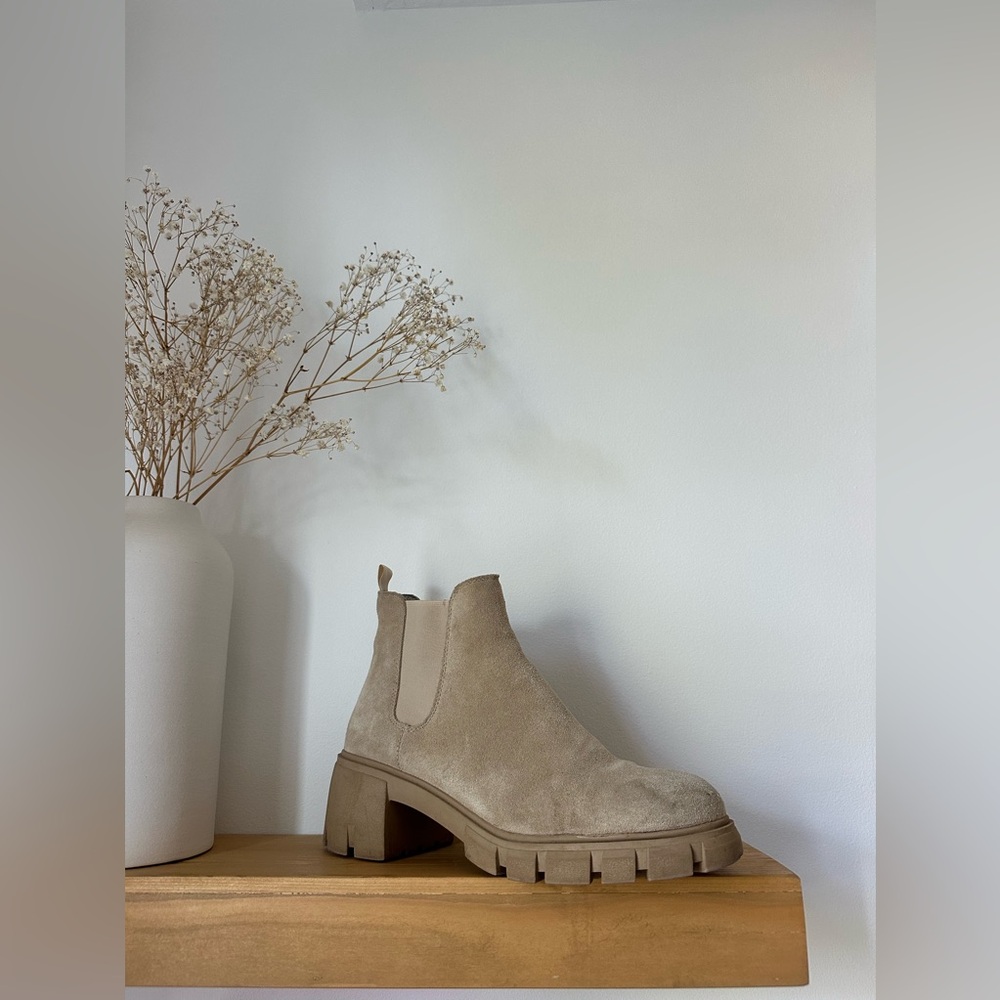 Steve Madden Howler Bootie - Tan - Picture 2 of 4